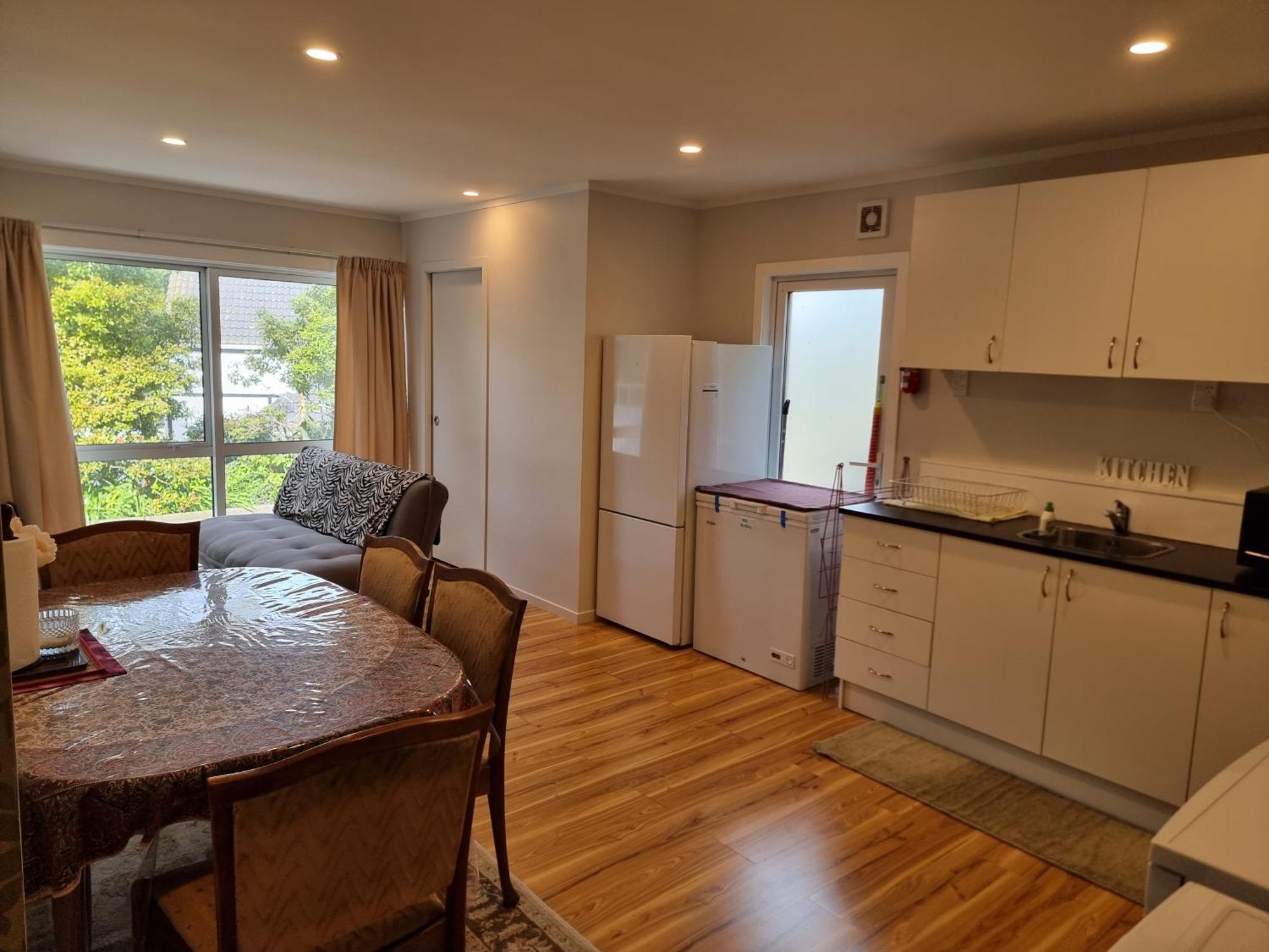 Entire Ground Floor With Full-Privacy And Family-Friendly Popular To Ferry Catchers Wellington Bagian luar foto